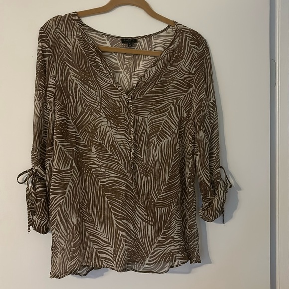 Talbots Tops - Talbots NWOT Gauzy Sheer Palm Leaf Top Tropical